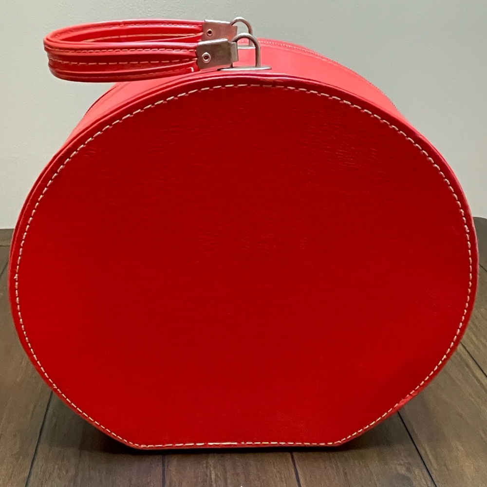 Vintage Travins Hat Box - Picture 4 of 9